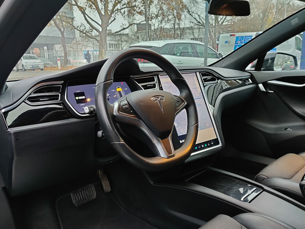 Tesla Model S 75D Komfort-Paket Autopilot Pano LED ACC - Tajeran Group -  Gebrauchtwagen und Jahreswagen günstig kaufen